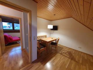 Hofis Gästehaus - Meuspath - 6