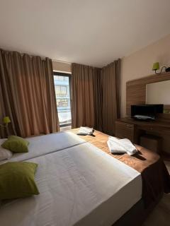 Seabreaze studios - Sunny Beach - 5