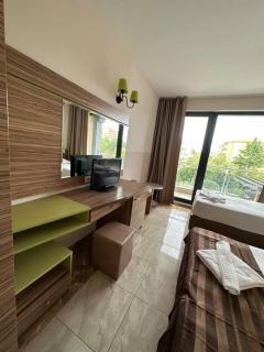 Seabreaze studios - Sunny Beach - 4