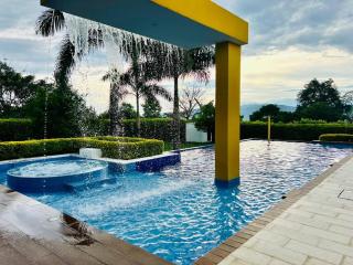 La finca - La Mesa - 0
