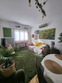 Moneglia Beach Downtown - 9