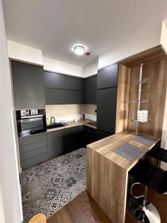 Cozy & Chic Downtown Stay - Podgorica - 6