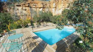 Maison sur terrain nature 2200m2 - Cuers - 0
