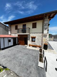 Casa ROSAMUNDA con gran jardín y cerca del mar - Santander - 8