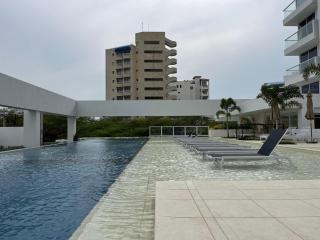 Economical Suite for 4 looking for a sea view - Santa Marta - 9