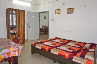 FLAT NO 202 Entire 1BHK & 2BHK private apartments with personal kitchen TAJ RESIDENCY Holiday Homestay 767OOO54OO - - 6