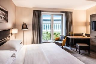 Sheraton Duesseldorf Airport Hotel - Düsseldorf - 4