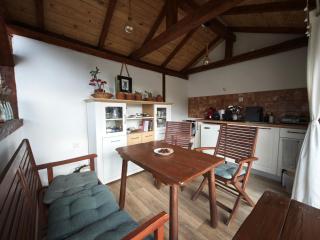Emena Artistic Guesthouse - Emen - 2