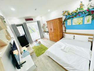 I RiverSide 405B I Spacious Studio W Kitchen & Balcony - 0