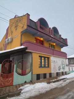 Къща на цветните струни - Kljutsch - 9