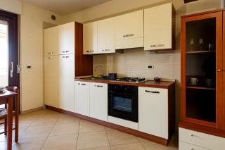 GuestHost - Bright Apartment with Terrace - Montesilvano Marina - 1
