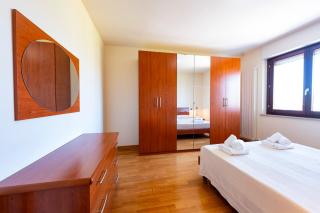 GuestHost - Bright Apartment with Terrace - Montesilvano Marina - 3