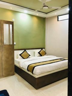 HOTEL ReD BA SUHAG - Indore - 2