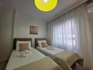 Golden Luxe Living - Kavala - 7