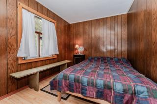 Rustic Fishing Cabin Near Sauble - Red Bay - 2