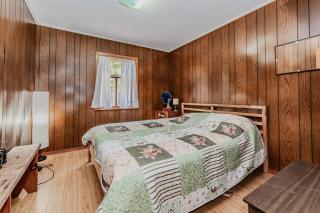 Rustic Fishing Cabin Near Sauble - Red Bay - 3