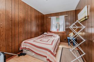 Rustic Fishing Cabin Near Sauble - Red Bay - 1