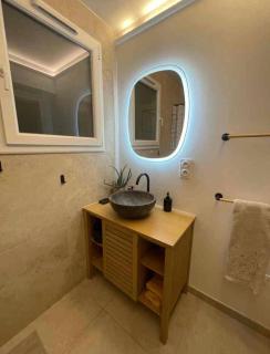 Bright 2-room apartment - rooftop terrace - swimming pool - Vallauris - 1