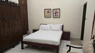 Three bedroom furnished apartment in Main Shahrah e Faisal Karachi - Karachi - 5