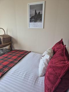 Corry Lodge Estate - Sheperds Huts or Container Stays with Sea View - Broadford - 5