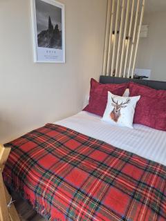 Corry Lodge Estate - Sheperds Huts or Container Stays with Sea View - Broadford - 8