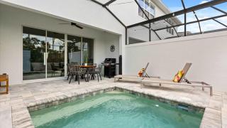 Upstay-Luxury 3BR Home w Private Pool & Games Room - Orlando - 4