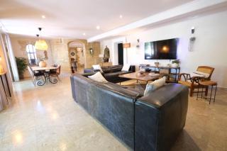 Charming Provencal Mas with pool by Taillades, close to Cavaillon in the Luberon, sleeps 6. - Les Taillades - 7