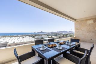 Top-Rated 3 Bedroom Ocean Views Infinity Pools - Cabo San Lucas - 4