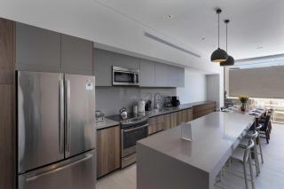 Best Location in Cabo Marina Private Rooftop Sleeps 8 - Cabo San Lucas - 6