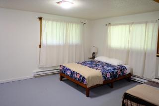 Chalet at Rainier Lodge (0.4 miles from the entrance) - 4