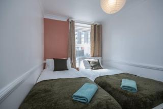 2 bedroom Apartment in Bournemouth town centre, 5 minutes walk to the beach, sleeps up to 6 with Free Parking - Bournemouth - 5