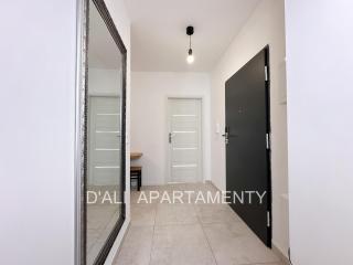 Komfortowy apartament D'ALI w doskonalej lokalizacji z trzema sypialniami i trzema lazienkami oraz dwoma miejscami parkingowymi - Poznań - 3