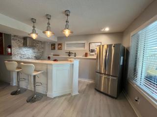 Lake house & shared private dock - Calgary - 2