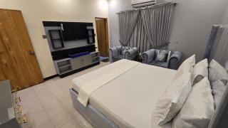 Luxury furnished rooms in Sunset Lane in DHA Phase II, Karachi - Karachi - 5