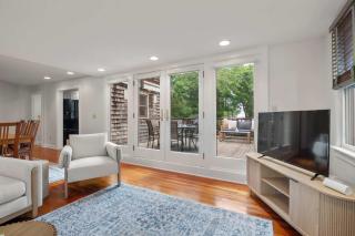 Rare Private Deck Dog Friendly Walk to Harbor - Provincetown - 4