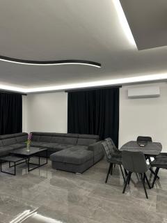 Villa B&M 2 - 6
