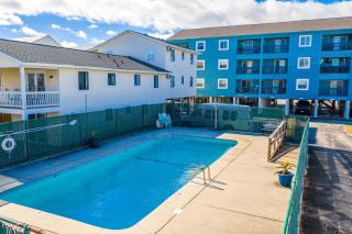 The Sea Spot. Pup friendly, a Pool, and the Ocean - Carolina Beach - 9
