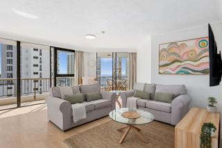 Carrington Family Beach Getaway - Ocean View, WiFi - 0