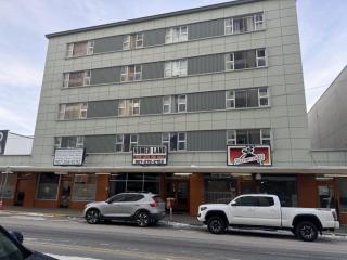 Modern Studio Conveniently Located in the Center of Downtown - 0
