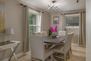 Beautiful 3 Bedroom Home steps from Parks and Trails - 4