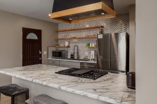 Beautiful 3 Bedroom Home steps from Parks and Trails - 1