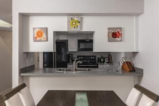 Charming Luxe Home Sleeps 4 - 3