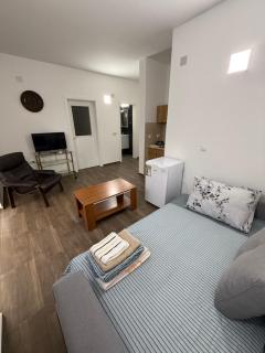 Restaurant & Apartments Lipa - 6