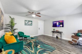 563a) 2 bedroom Walk to Cowboys and Rangers Games - Arlington - 8