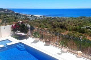 Luxury Sunset and Surf in Halls Head - - 0