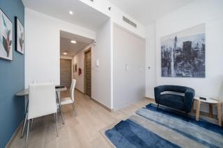 Spacious JVC Studio Luxury Escape - 1