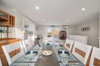Incredible Family Escape Game Room Waterfront - Barnstable - 1