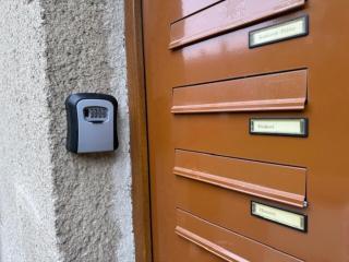 Spacious duplex apartment with fireplace by the Nisa River - Liberec - 8