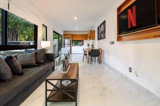 Magnificent Villa one block from Playacar beach - Playa del Carmen - 9