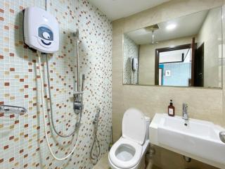 Regalia Residences And Suites Hostel By The Relaxstay - Kuala Lumpur - 4